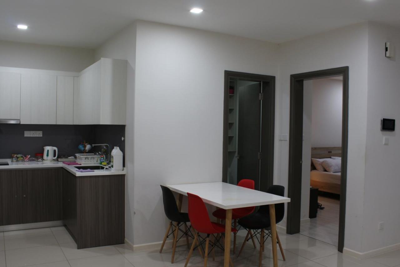 Suasana Suites D'homestay JB Town Johor Bahru Exterior foto